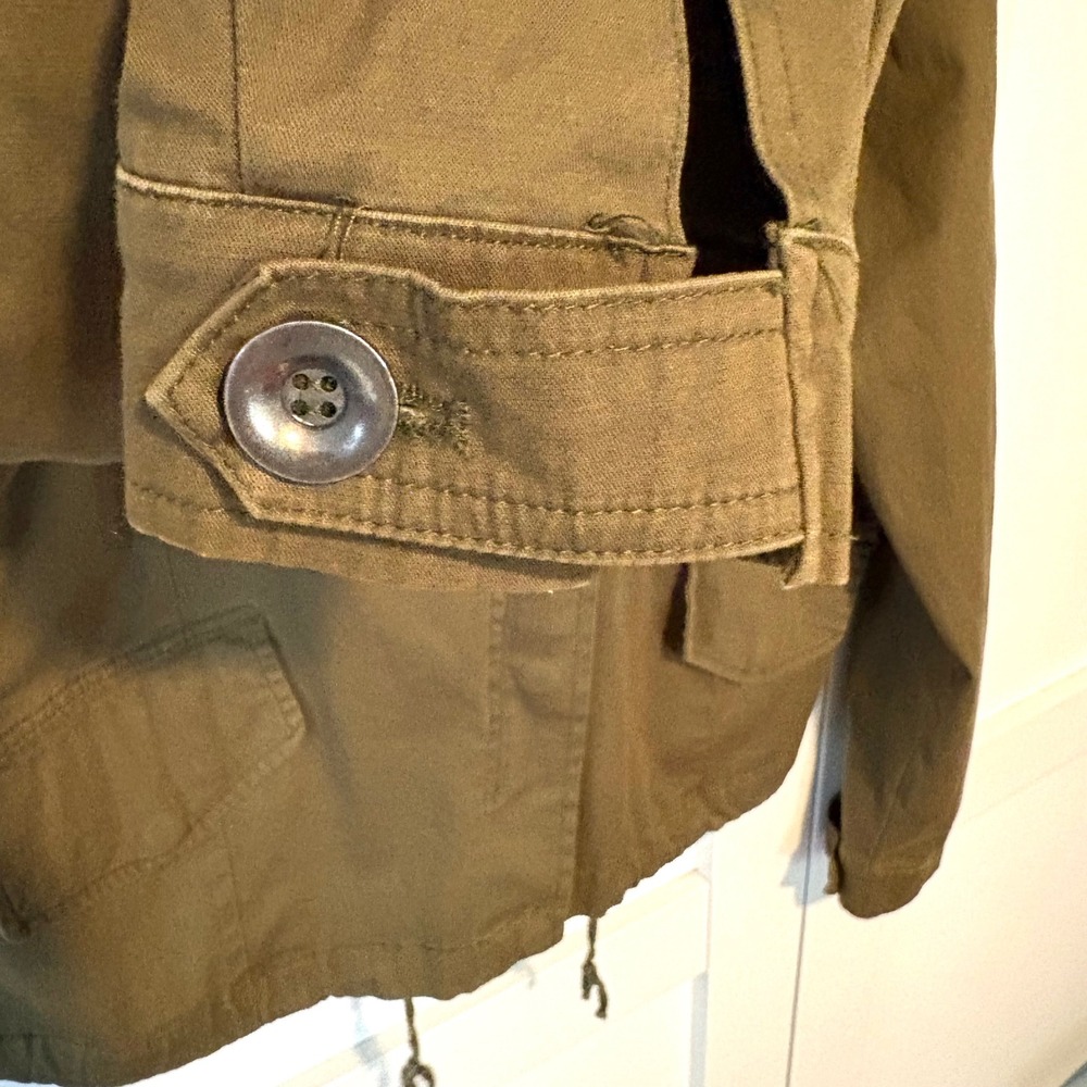 Brandy Melville Olive Cotton Utility Hooded Jacket in Size M - Picture 11 of 11